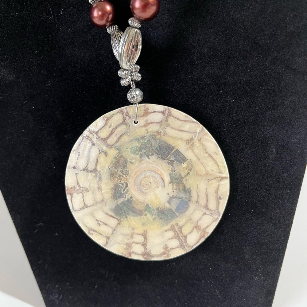 Boho Statement Shell Mosaic abalone & mother of pearl Necklace on a twisted cord - Picture 5 of 7